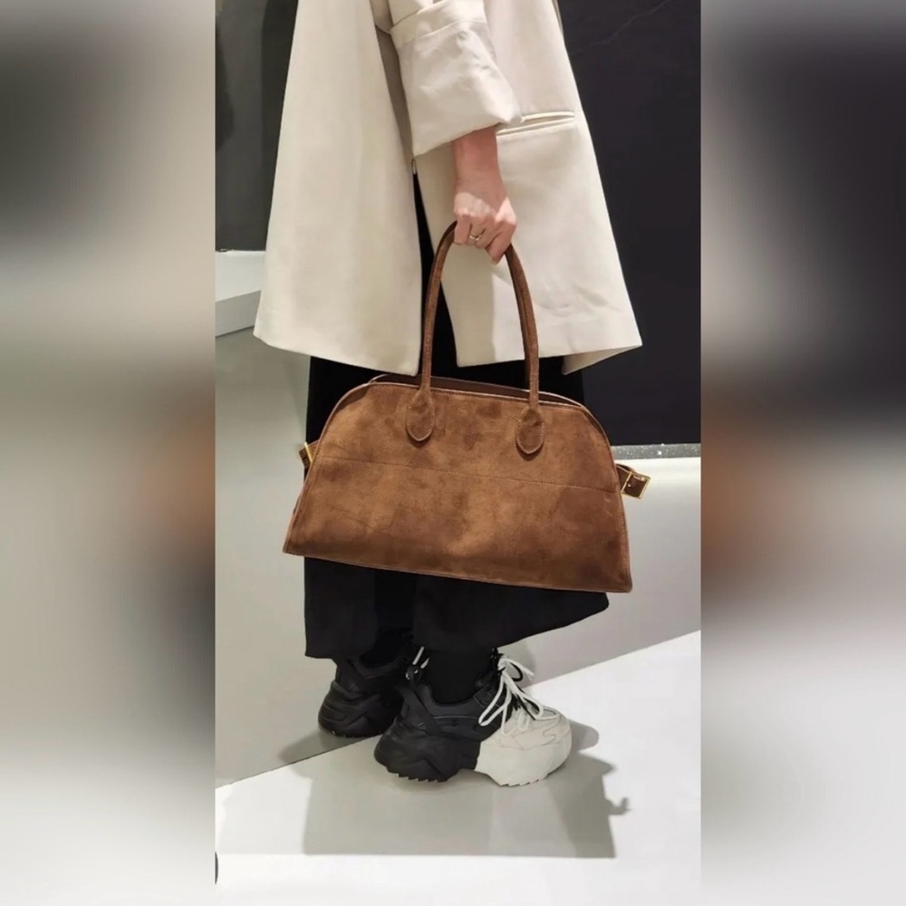 NWOT/CLAUDIA FIRENZE GENUINE SUEDE COGNAC TOTE